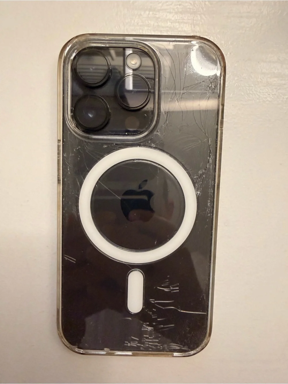 iPhone 14 Pro – Functional, Shattered Back Glass